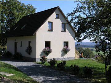 Schirgiswalder Weg Rohbau und teilweiser Innenausbau eines Einfamilienhauses