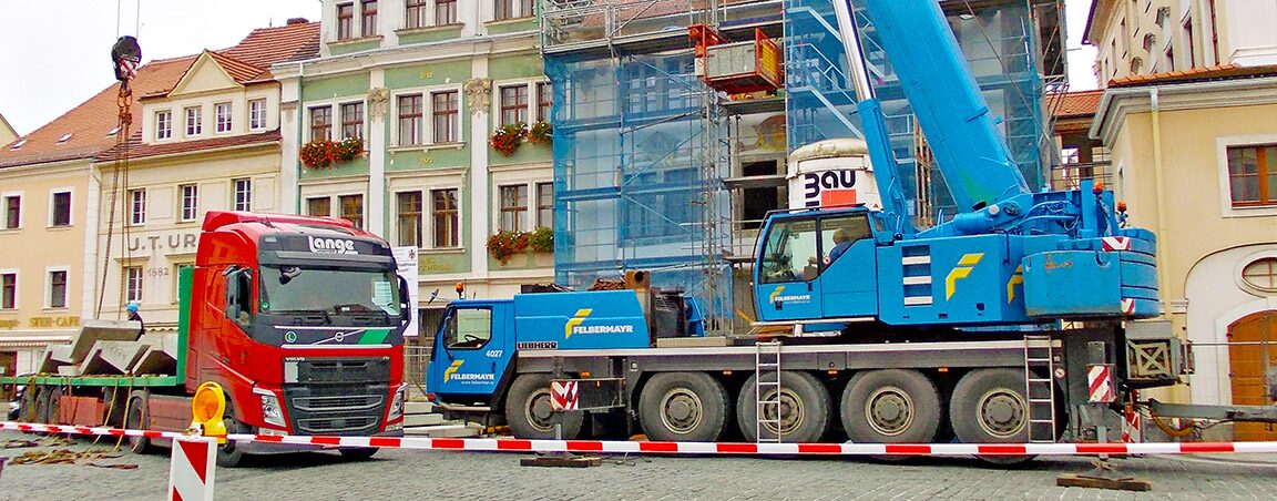 Baustelle am Markt mit Kran der nb Bauträger GmbH